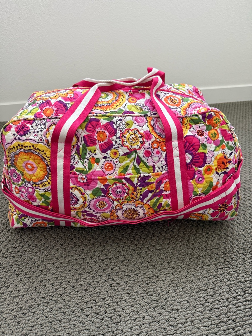 Vera Bradley Clementine Hot Pink Multicolor Paisley Quilted Sports Duffel NWOT